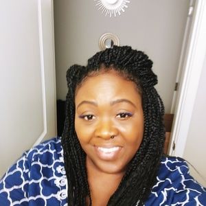 Meet your Posher, Lisa